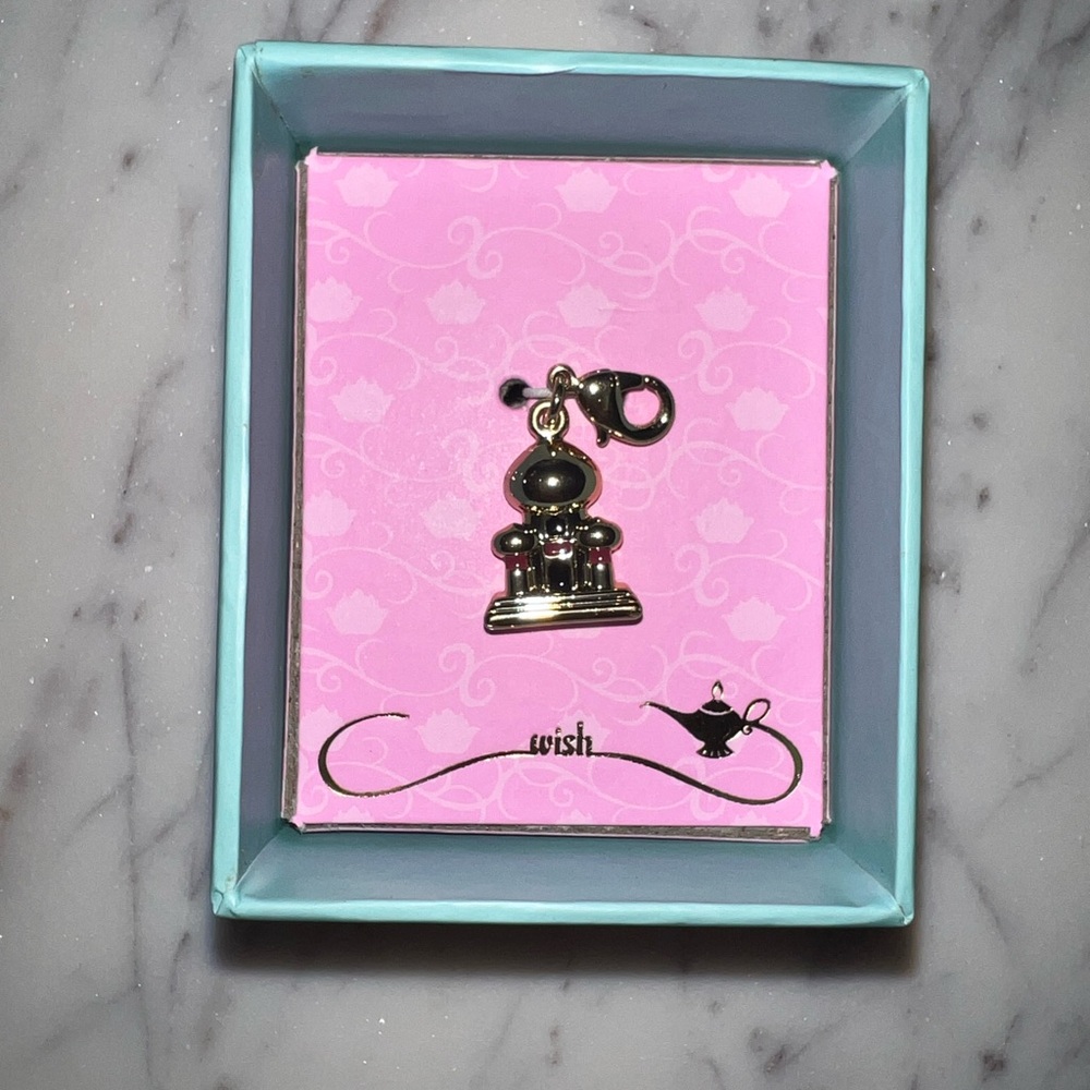 Aladdin Agrabah Palace Gold Charm Pendant charm Y2K🧞‍♂️ Disney Couture 🏰 Jasmine